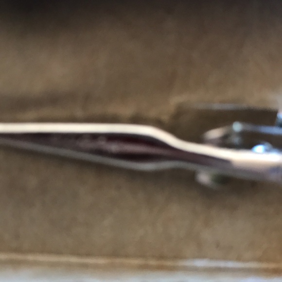 Used tie clips by SWANK - Picture 7 of 8